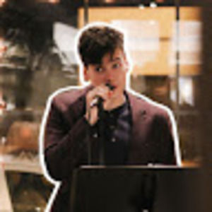 Meet your Posher, Casey